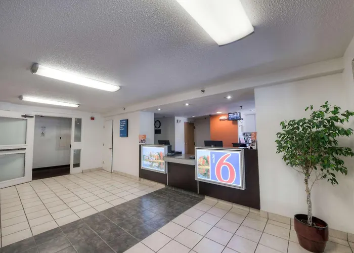 Motel 6-Branford, Ct - New Haven