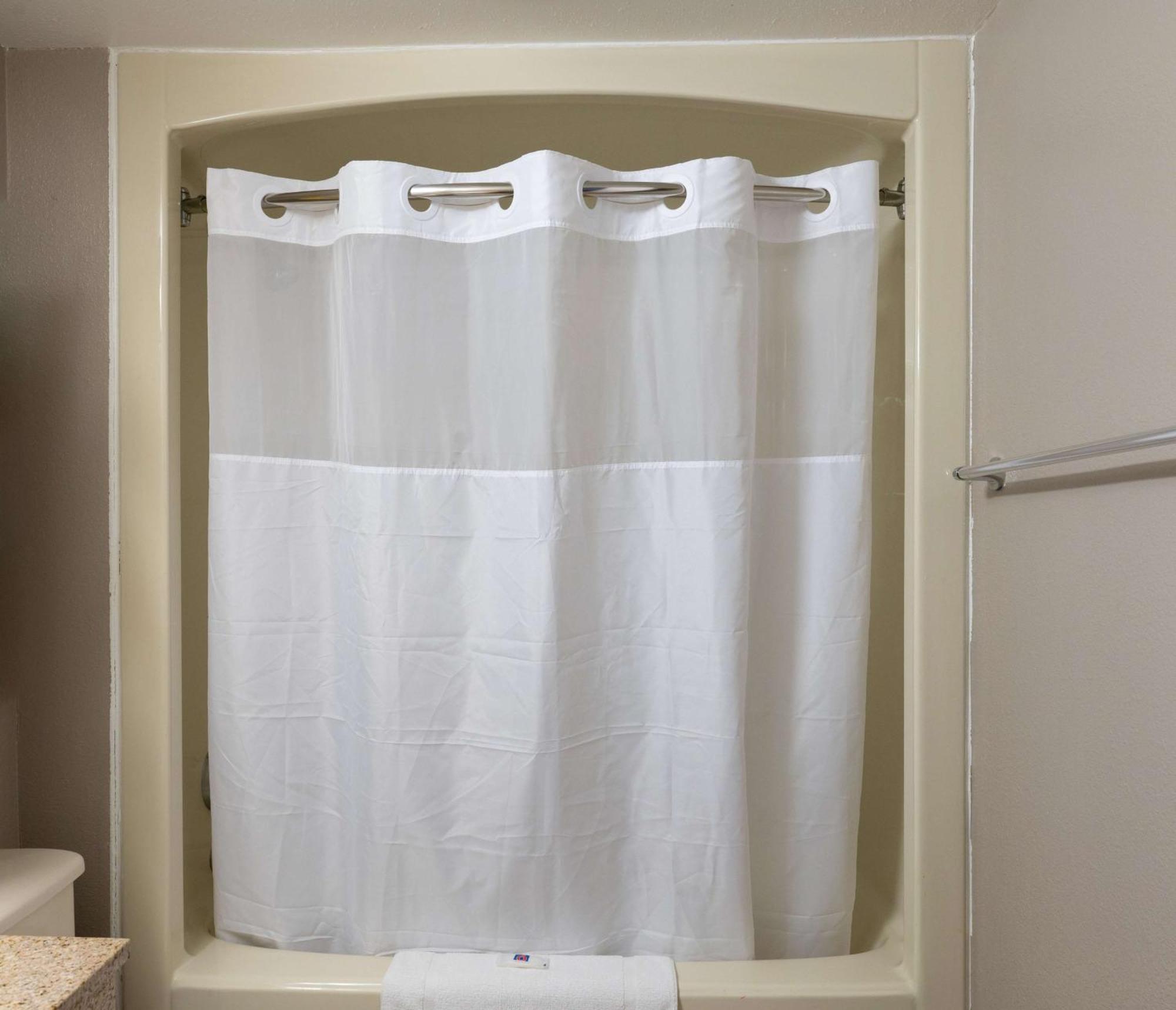 Hotel 6-branford, Ct - New Haven