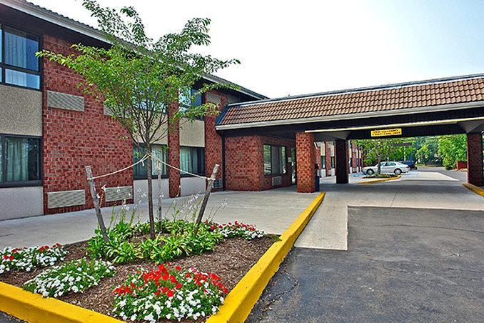 Hotel 6-branford, Ct - New Haven Branford