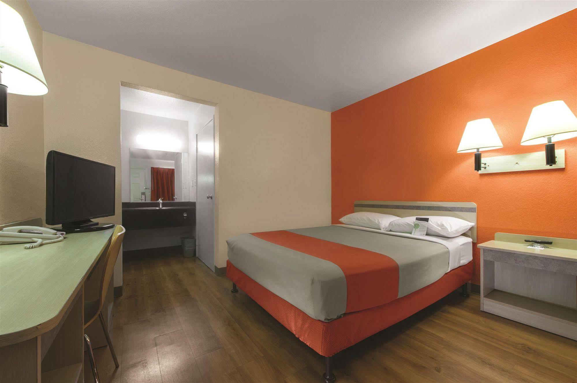 6-branford, Ct - New Haven Hotel