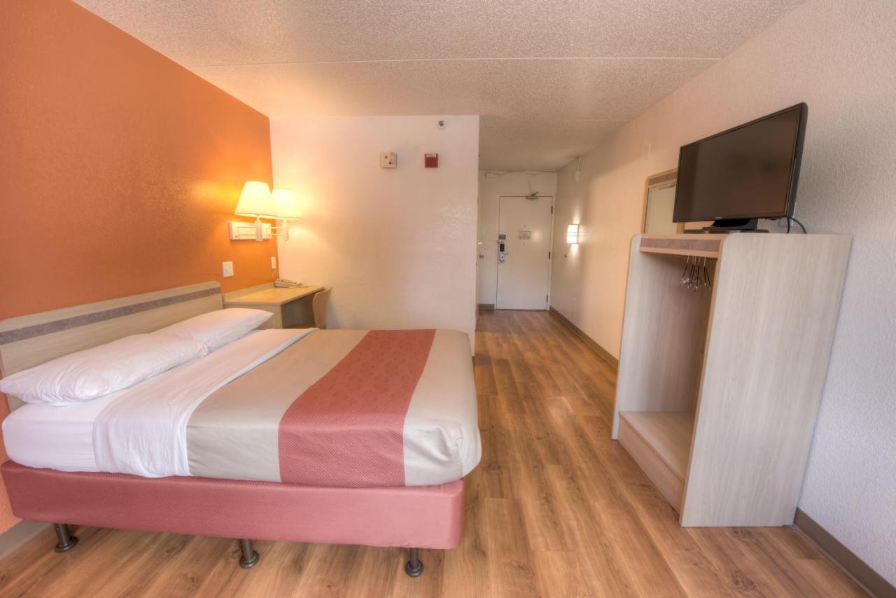 6-branford, Ct - New Haven Hotel Branford